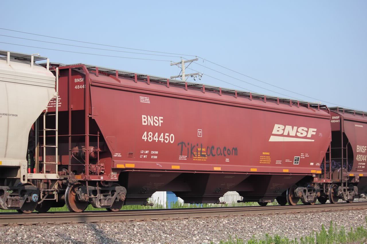 BNSF 484450