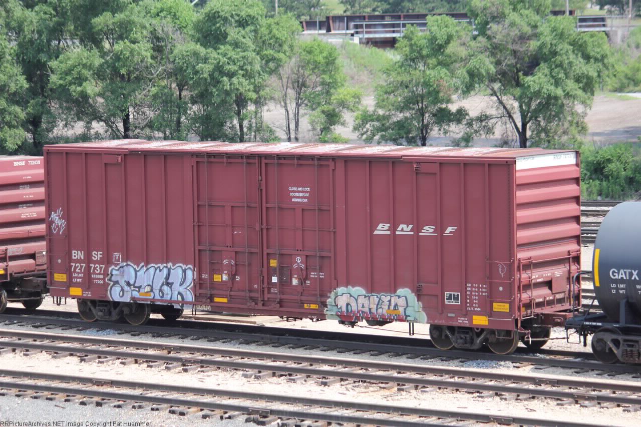 BNSF 727737