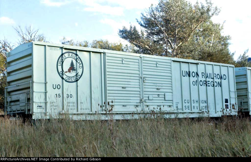UO 1530 Box Car