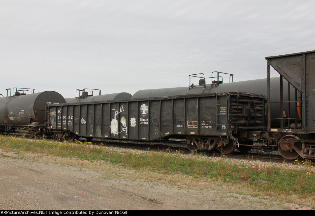 Old IC gondola now used for scrap tie pickup