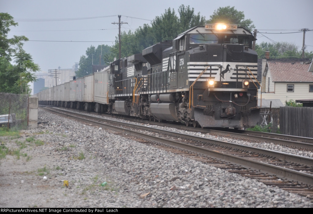 Eastbound Roadrailer