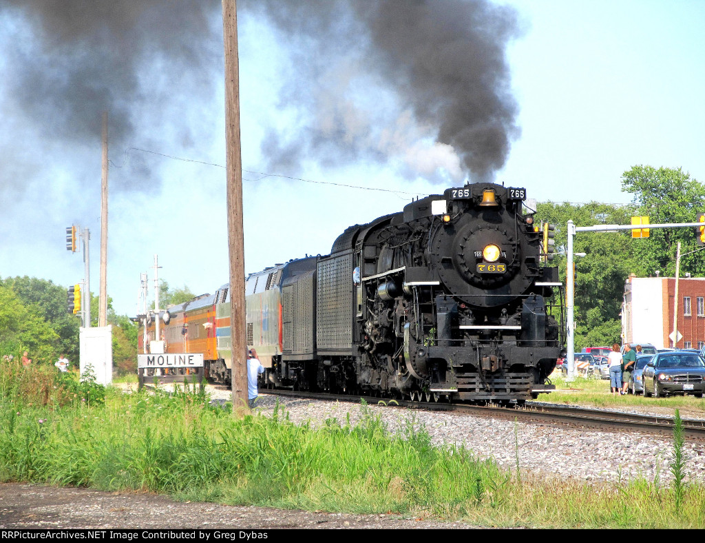 Nickel Plate Road 765 Arriving Moline 