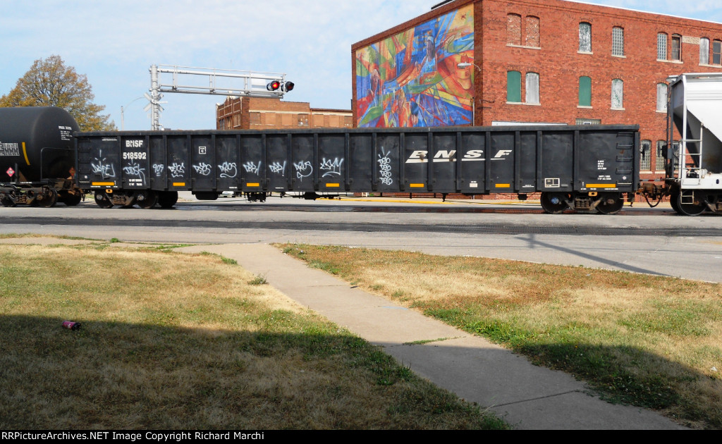 BNSF 518592