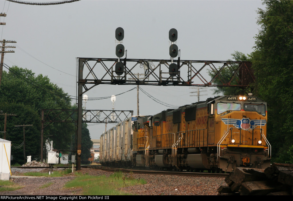 UP 4499 (Reefer Units)