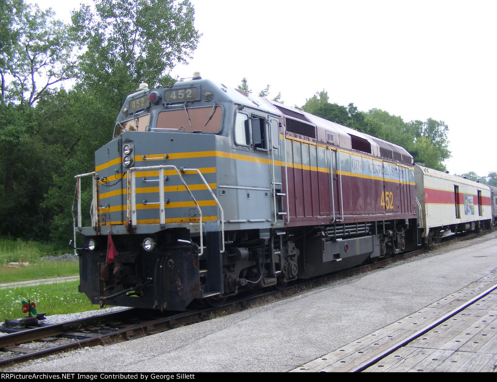Ohio Central 452 just returns from an excursion.