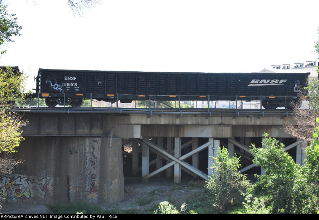 BNSF 516518