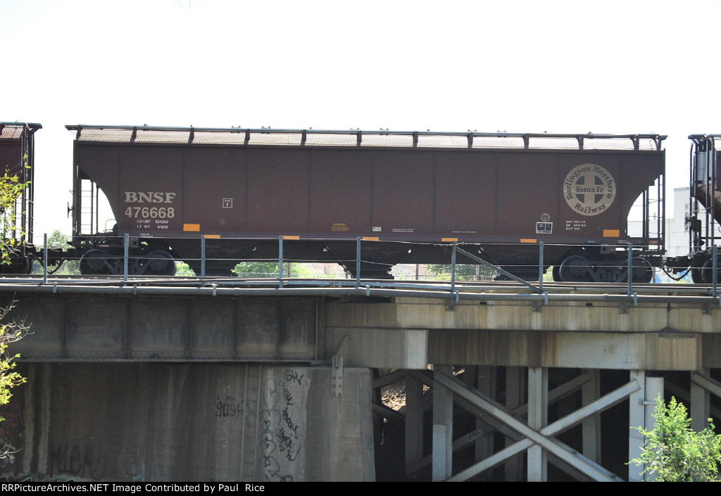BNSF 476668