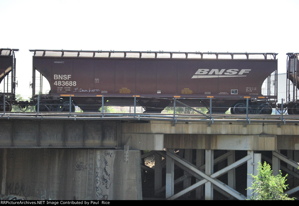 BNSF 483688