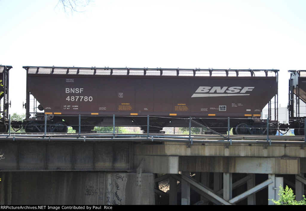 BNSF 487780