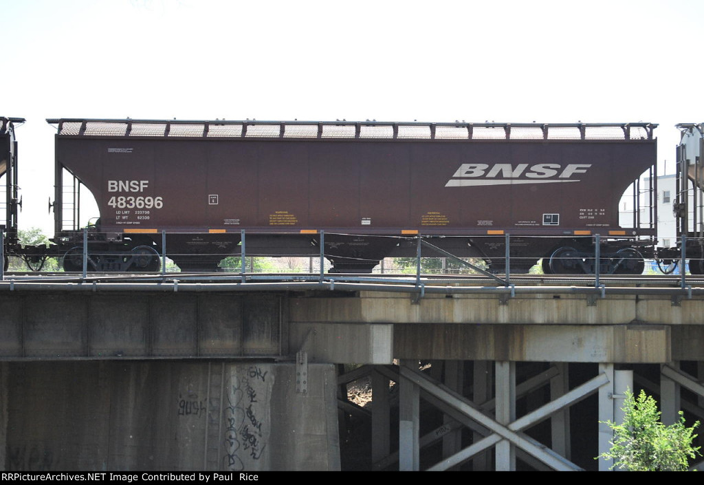 BNSF 483696