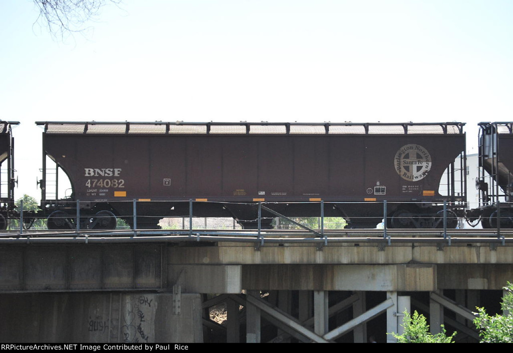 BNSF 474082