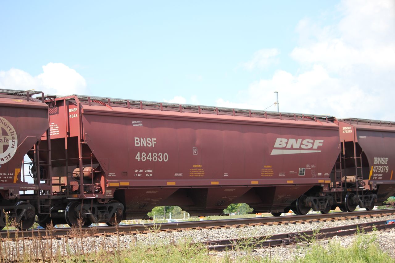 BNSF 484830