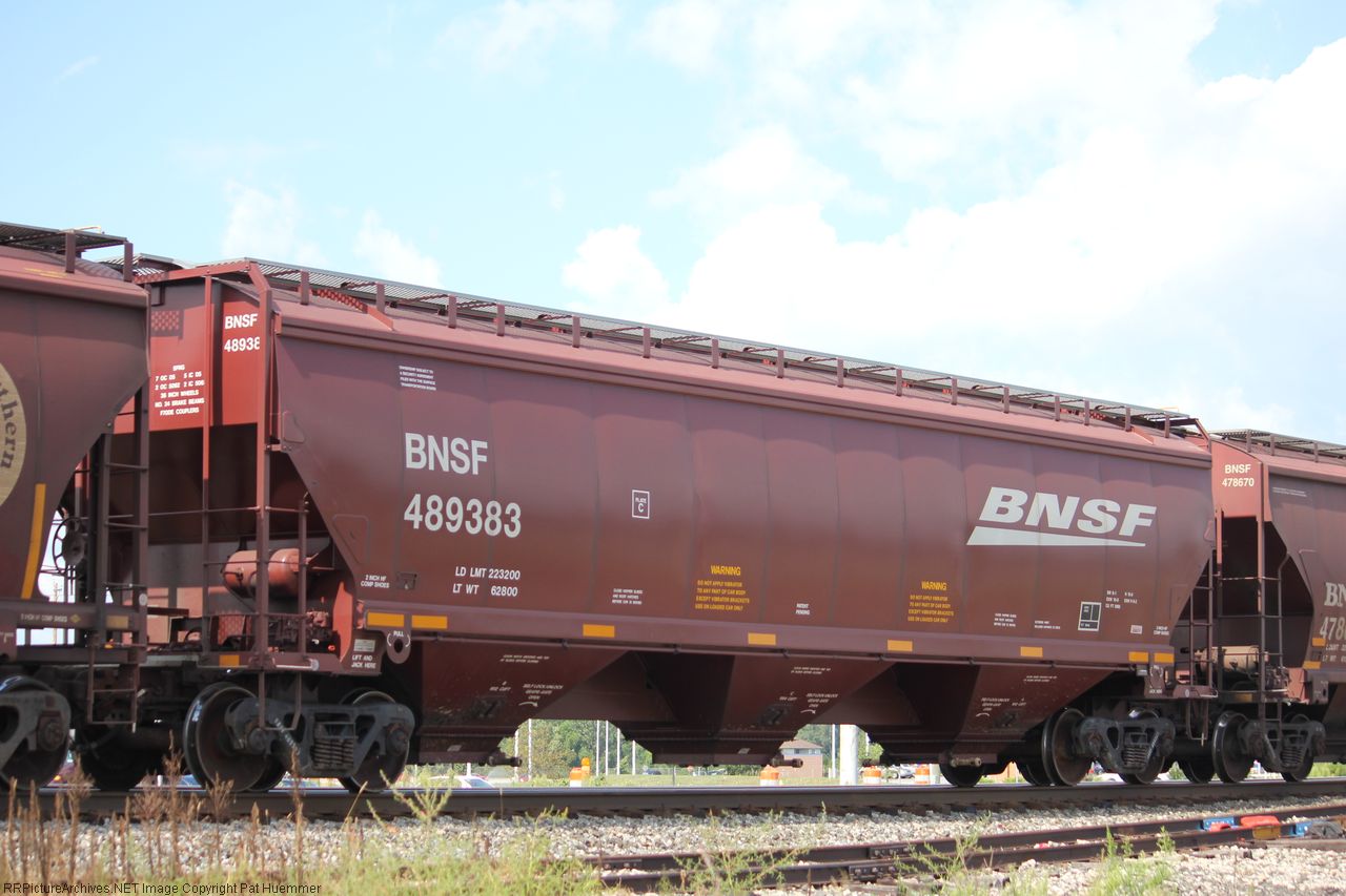 BNSF 489383