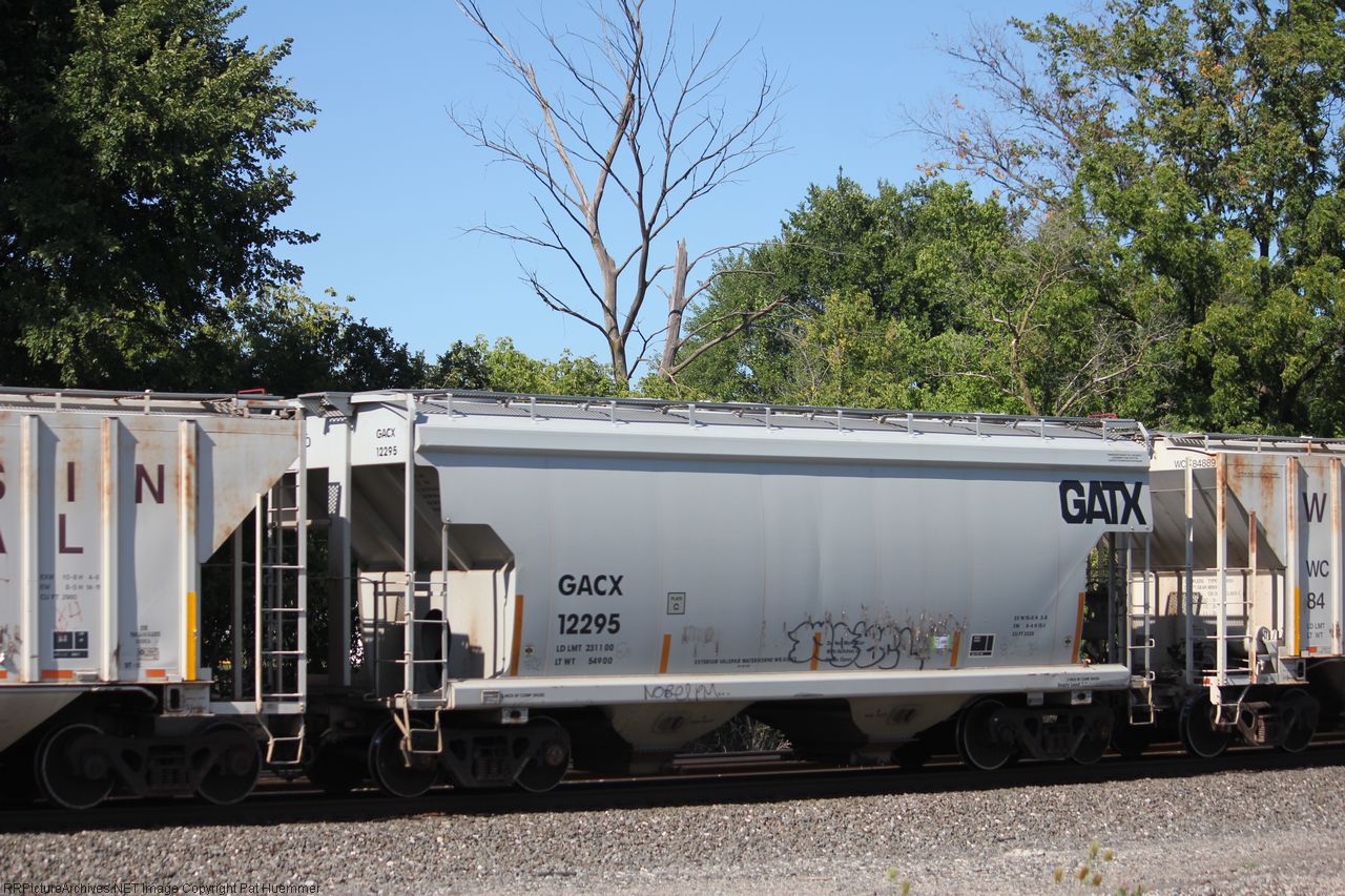 GACX 12295
