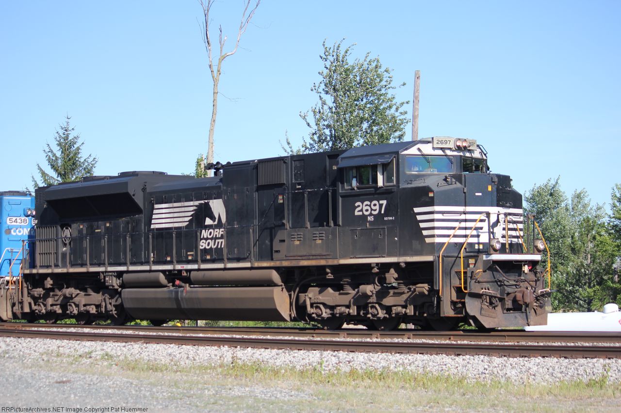 NS 2697