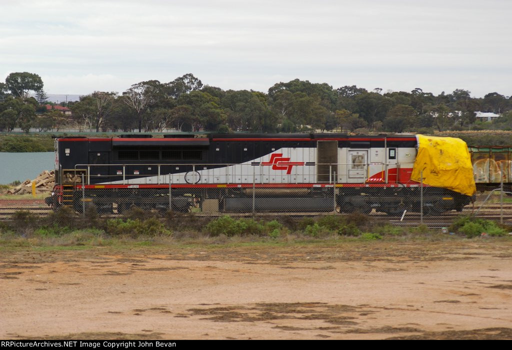 SCT014 in for repairs after collision with wheat hopper train