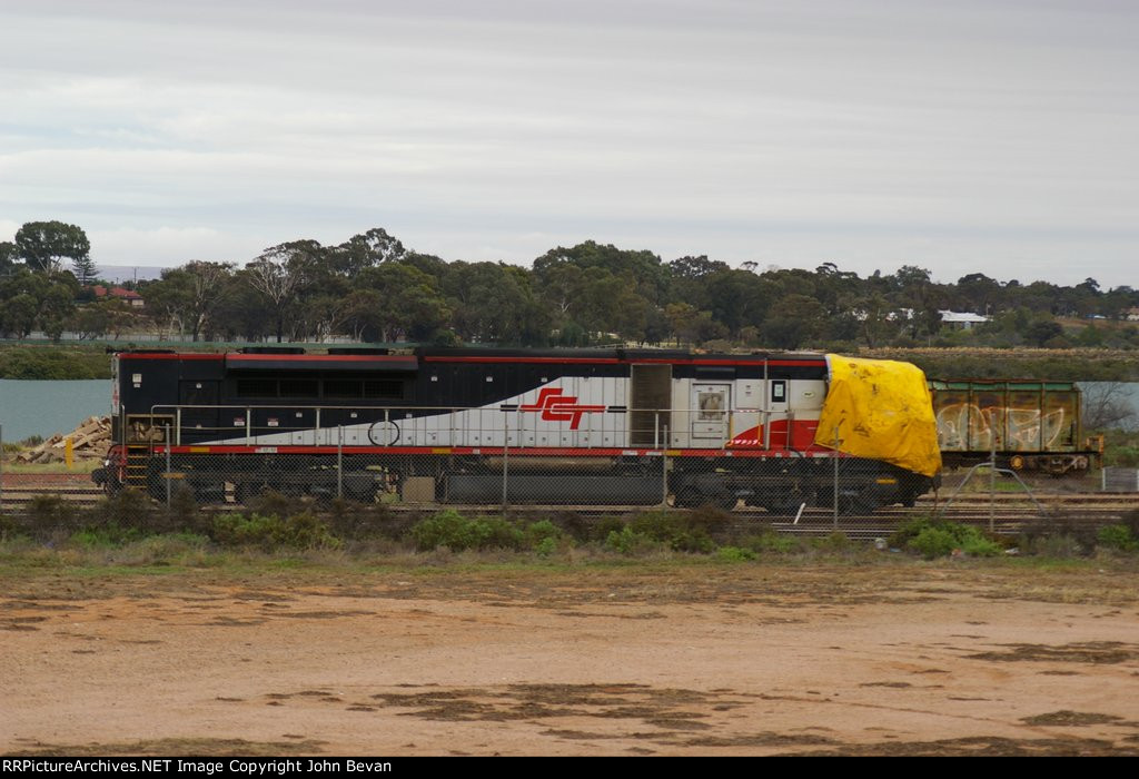 SCT014 in for repairs after collision with wheat hopper train
