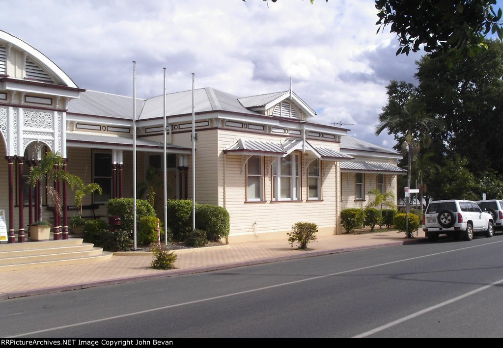 Emerald Railway Station