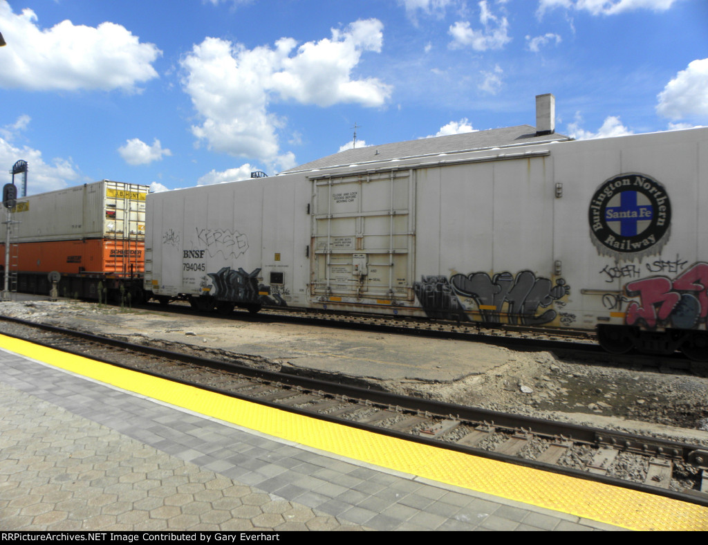 BNSF 794045