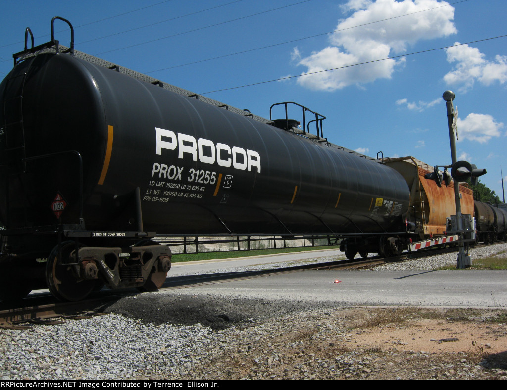 PROX Tanker Car 31255 & AEX Covered Hopper 5828