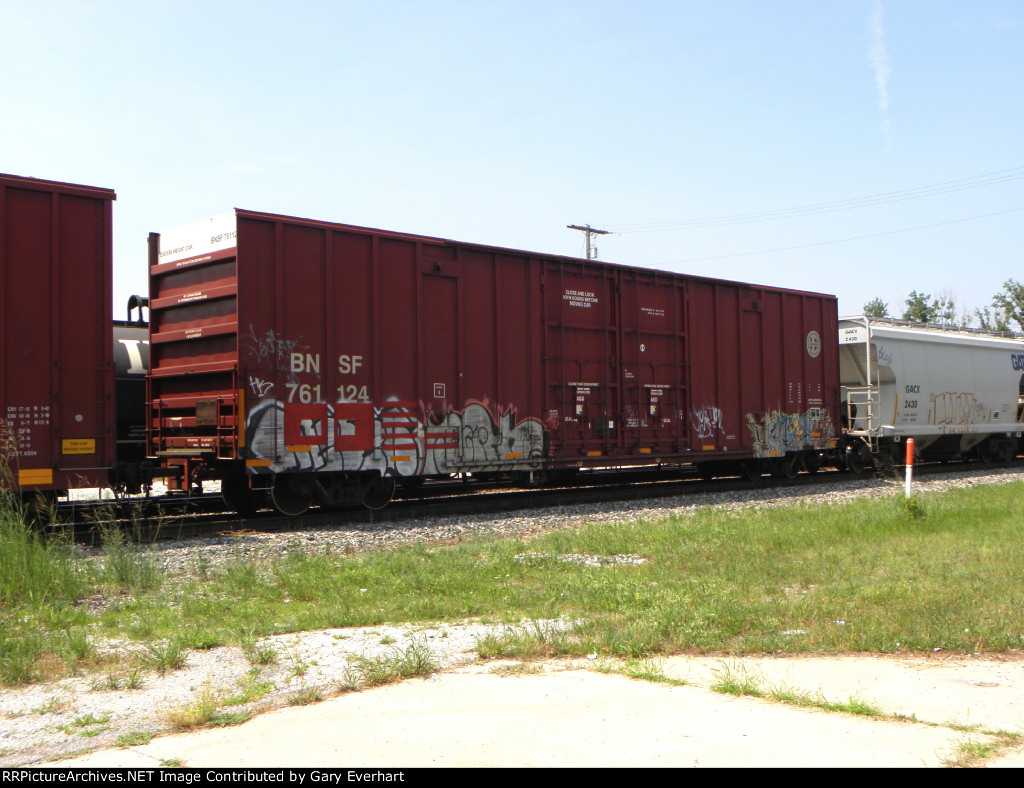 BNSF 761124
