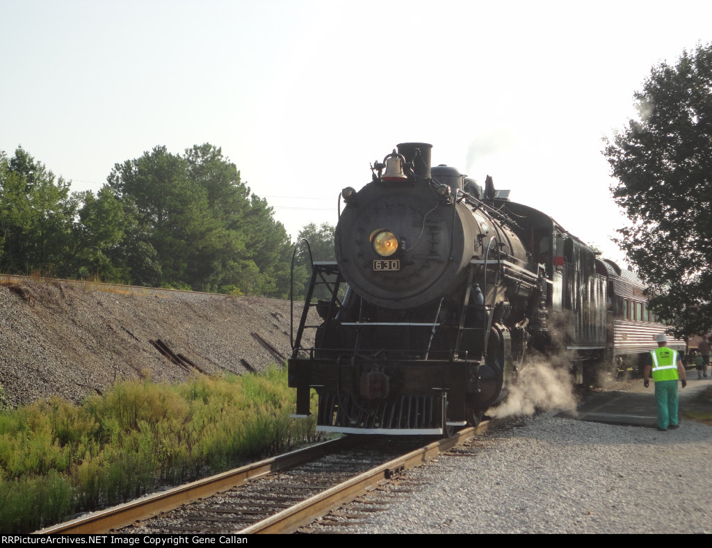 SOU 630 gets ready to make the first NS mainline run