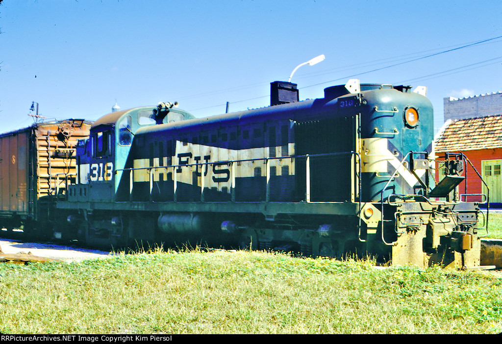 FUS 318
