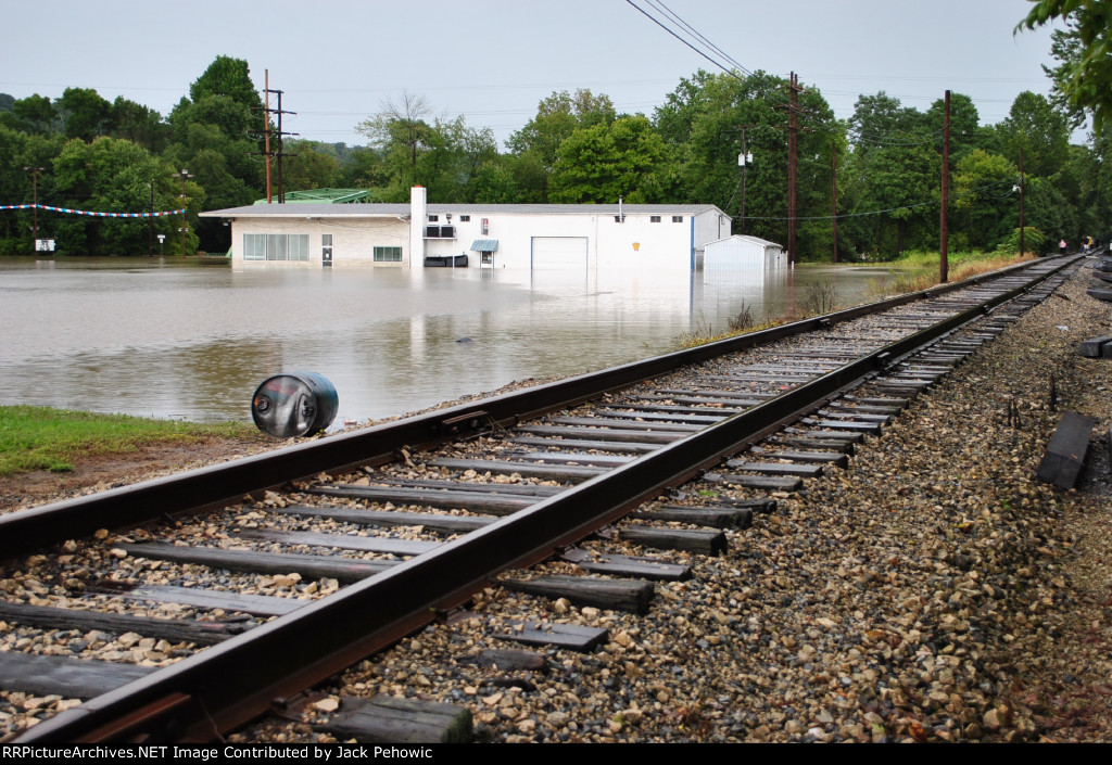Shamokin Valley tracks in Sunbury