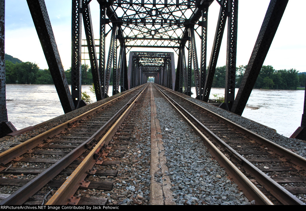 looking toward Northumberland from Island Park