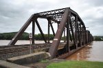 NS Buffalo Line bridge at Sunbury as the river rises