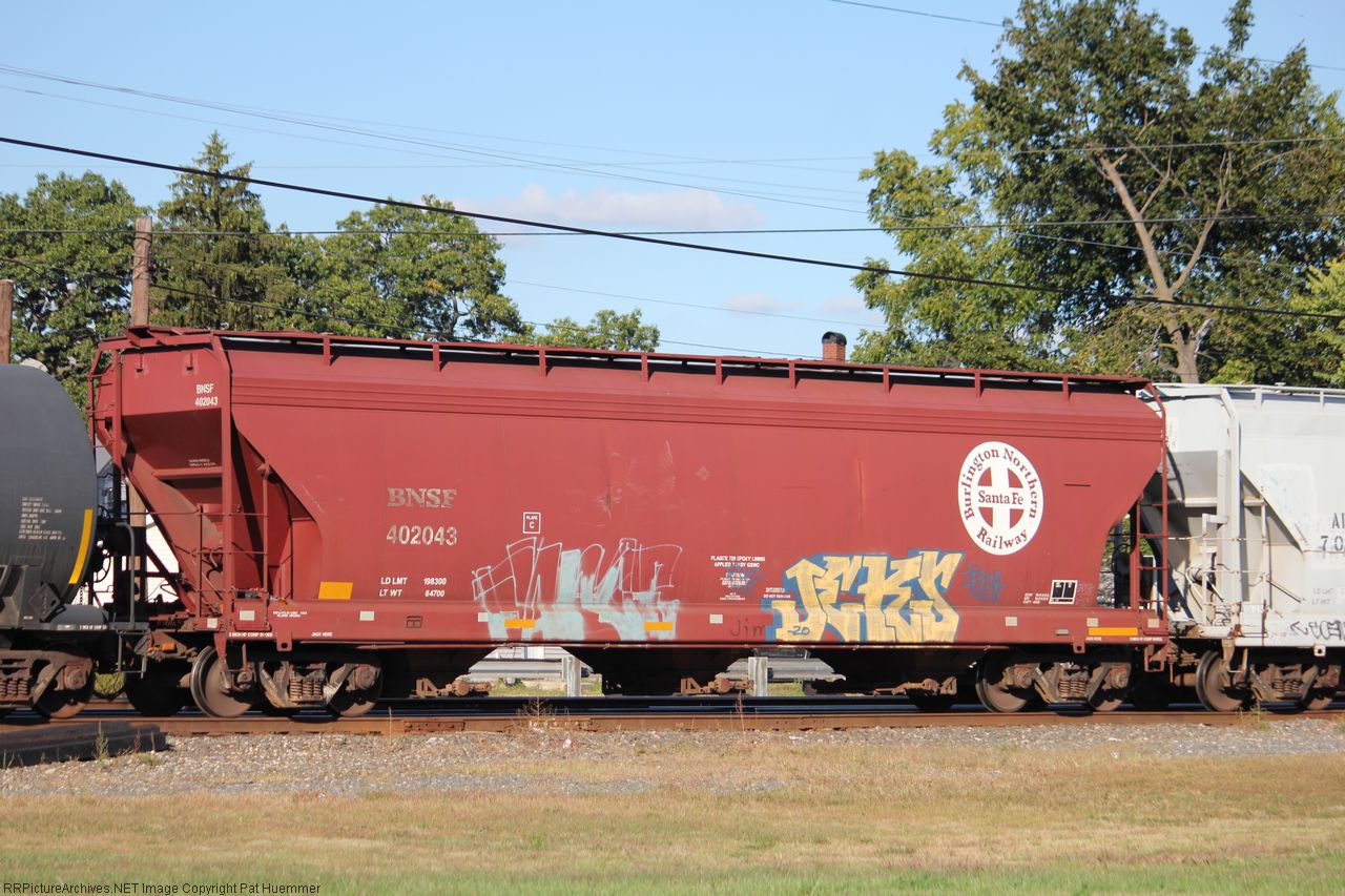 BNSF 402043