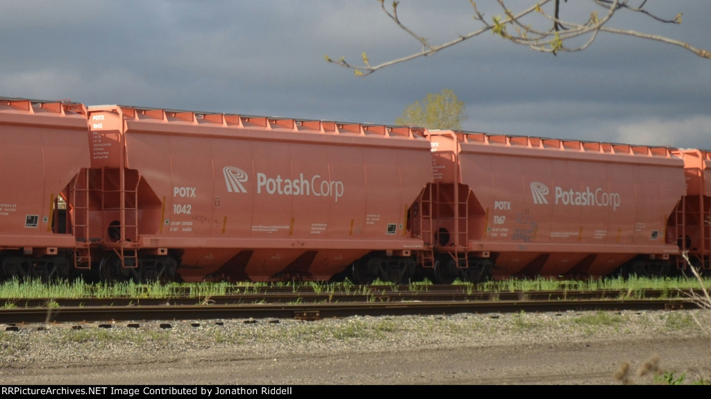 POTX 1042