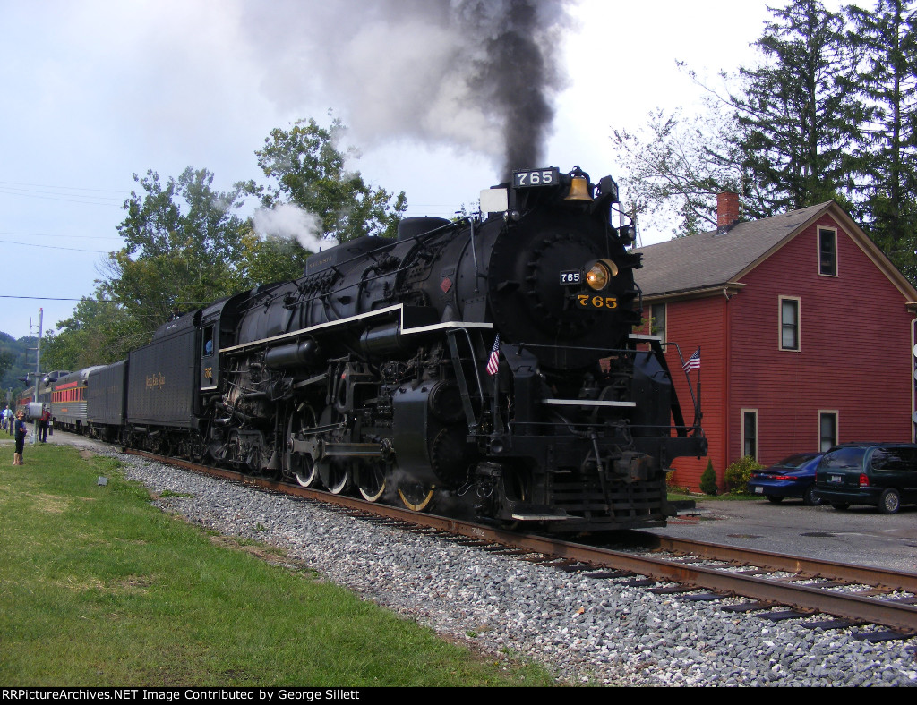 NKP 765 departs Boston Mills after its passengers reboard the train.
