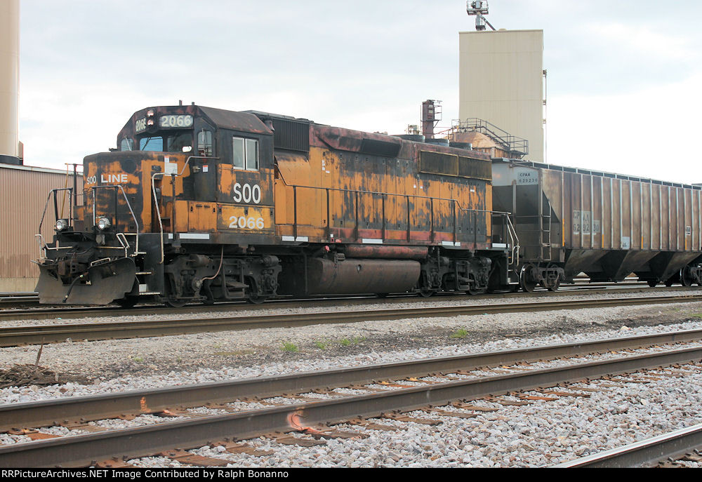 A nice catch was this GP38 with its MILW heritage evident at the east end of Bensenville yard
