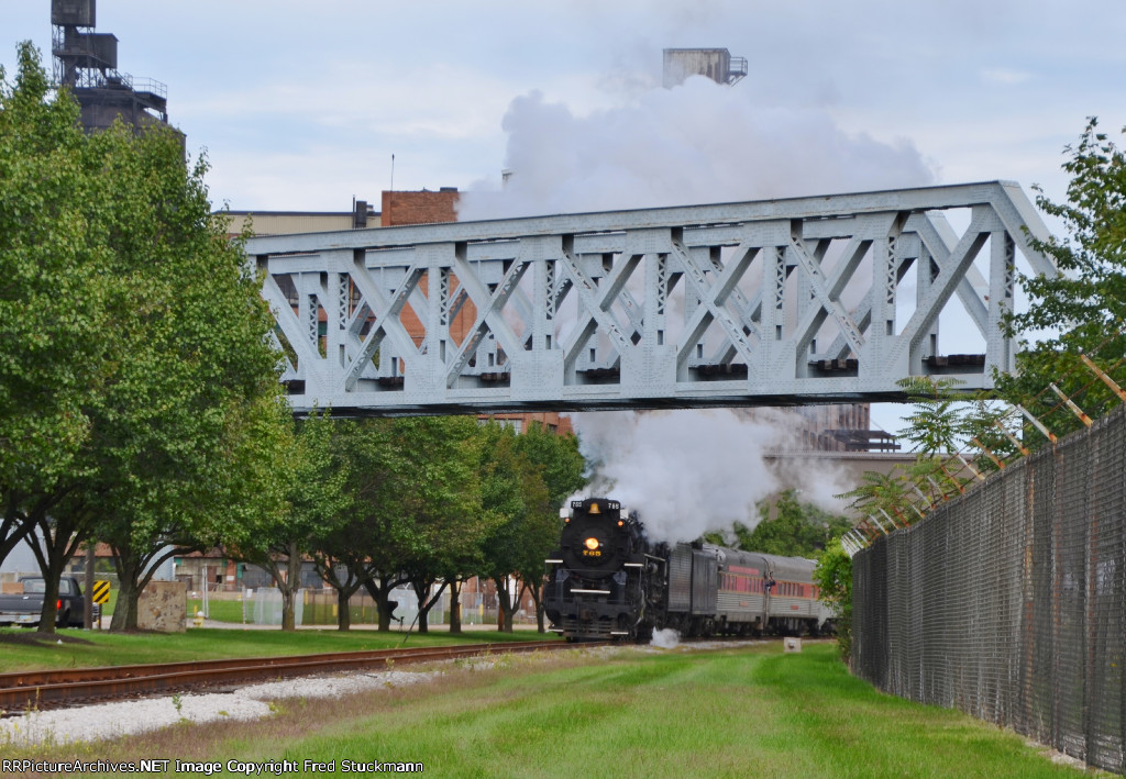 About 20 of us were gathered on this narrow strip of land.