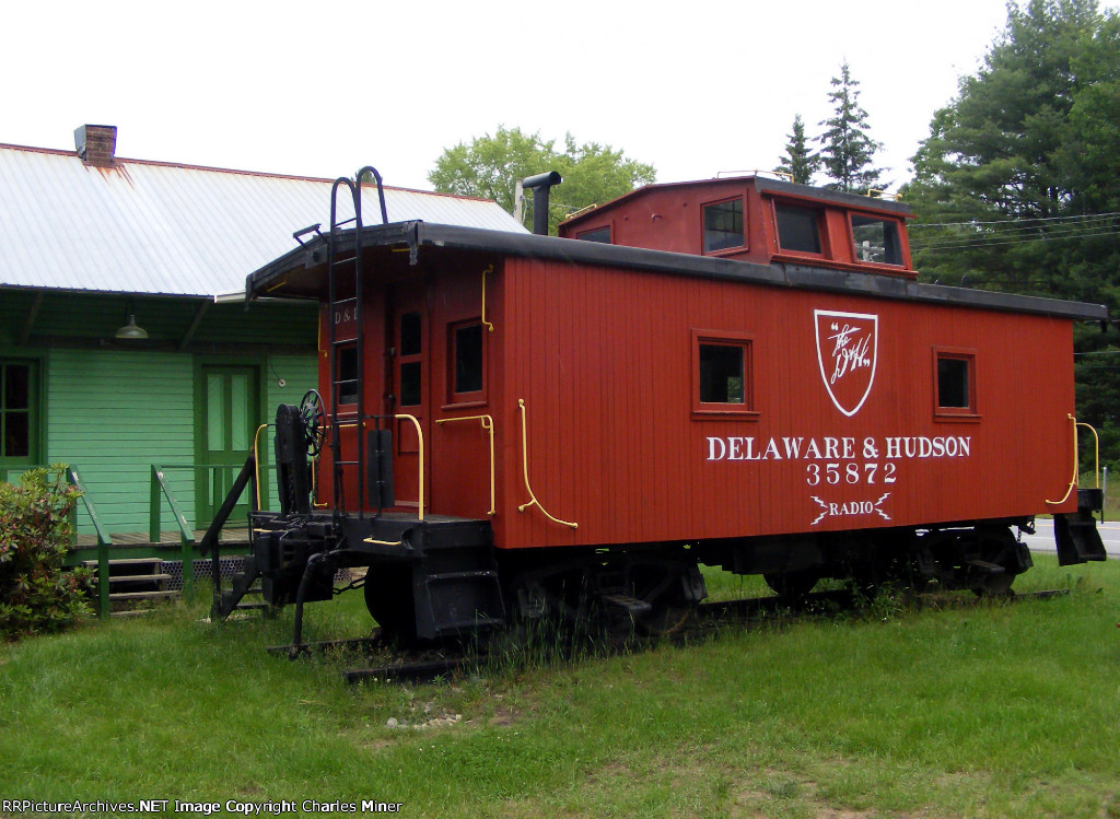 DH 35872