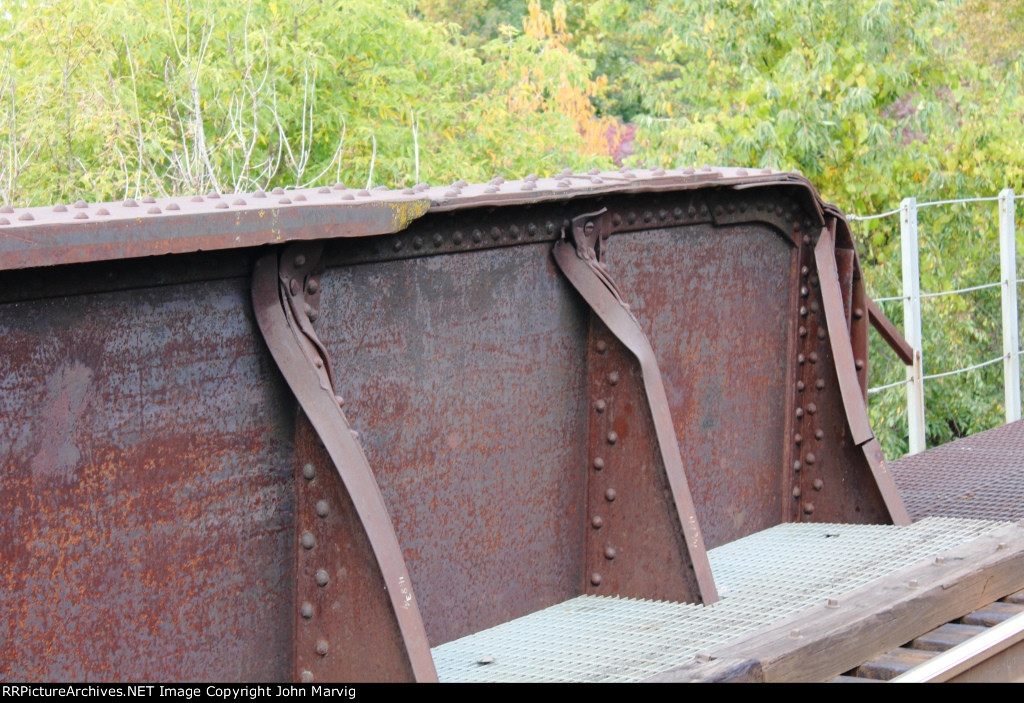Ex Rock Island Bridge over Milwaukee Road