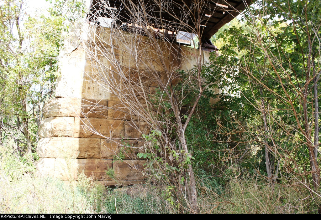 Ex Rock Island Bridge over Milwaukee Road
