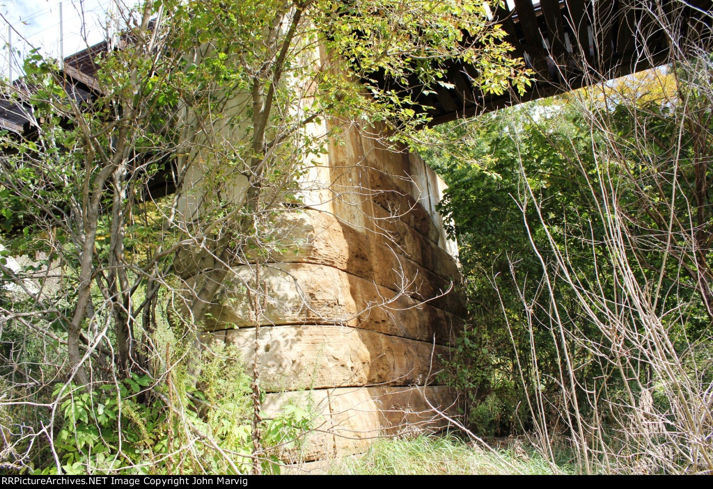Ex Rock Island Bridge over Milwaukee Road