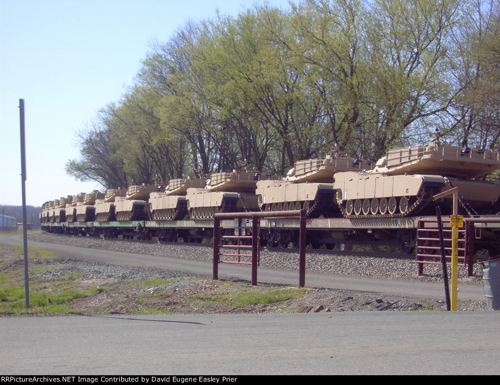 Outward curve at the late Eisenhower crossing.