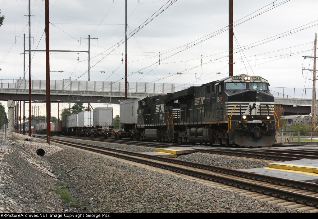 NS train 24M at Bengies, MD