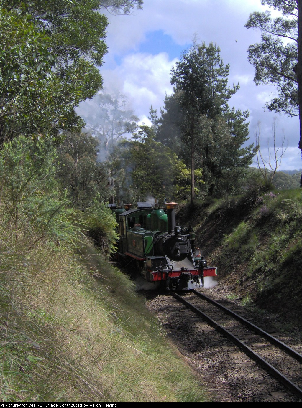 6A and 7A double heading up the emerald bank 1/30 grade