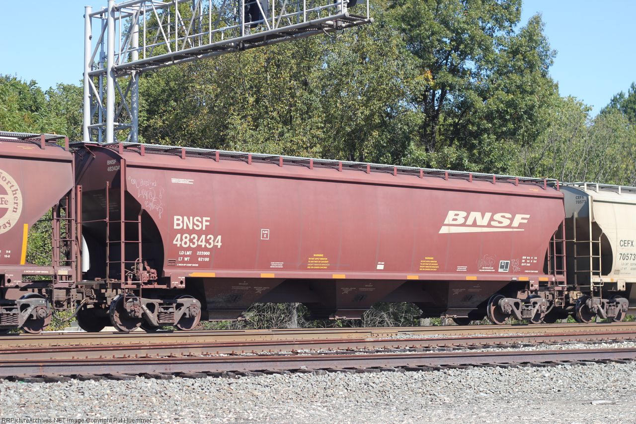 BNSF 483434