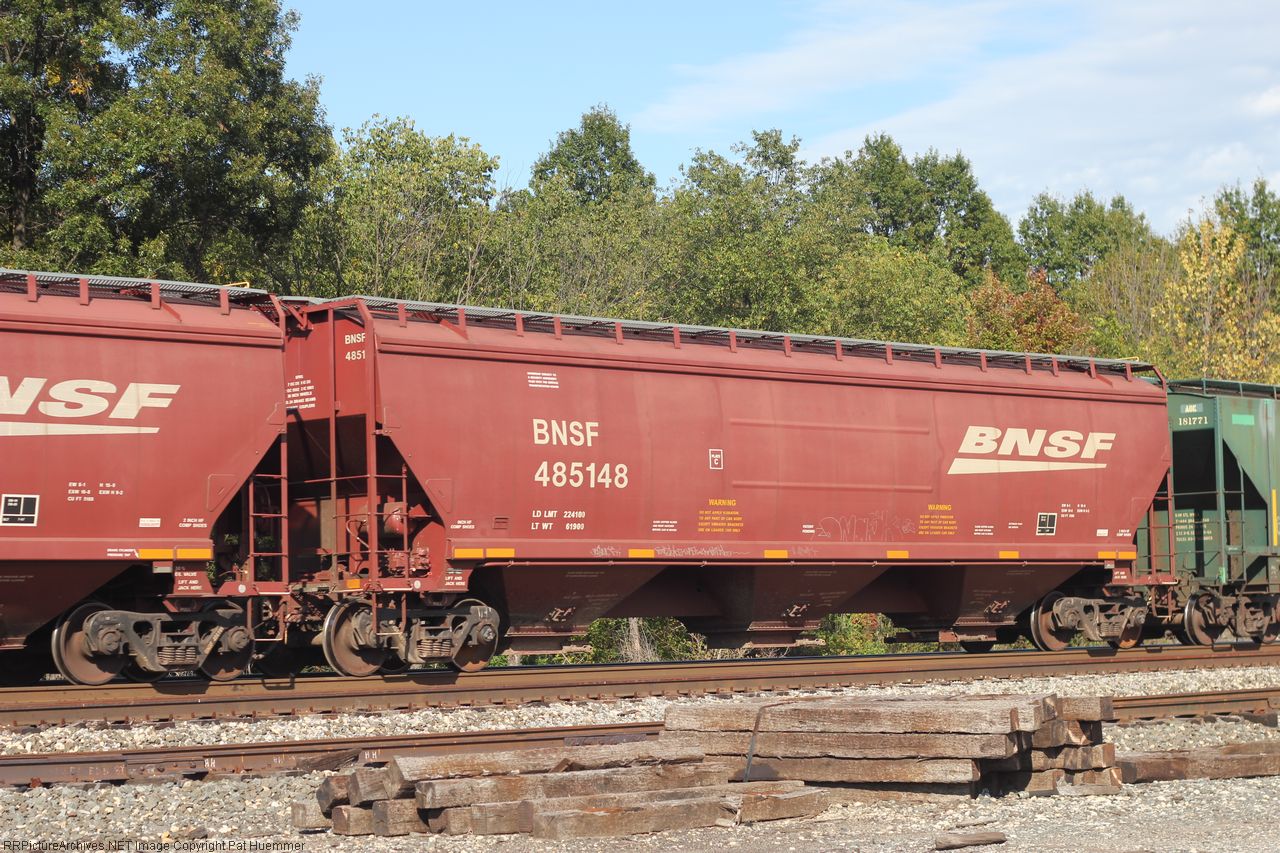 BNSF 485148