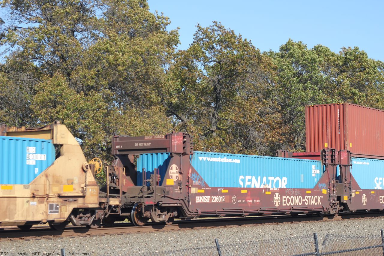 BNSF 236012