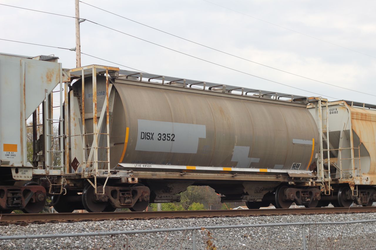 DISX 3352