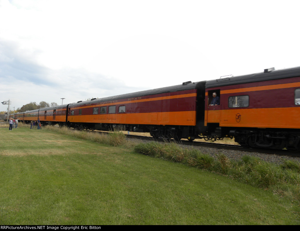 MILW "St. Croix Valley" Passenger Car