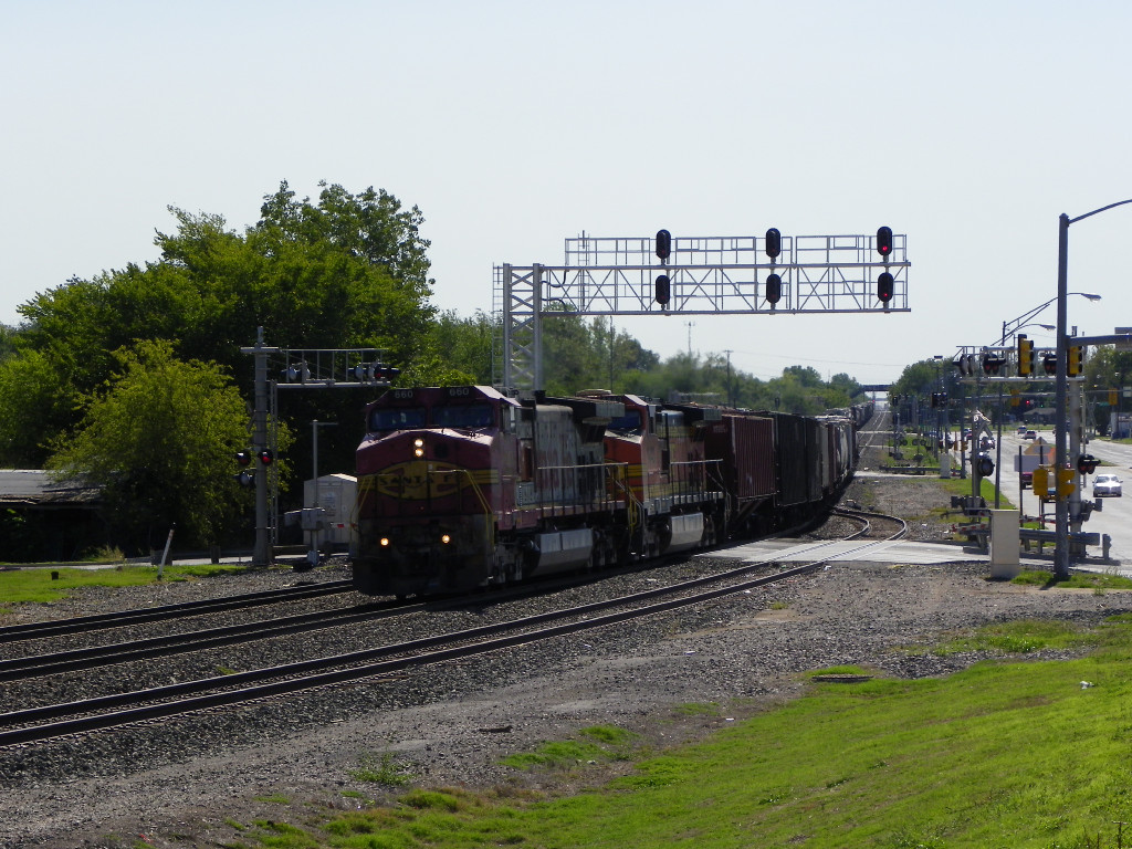 BNSF C44-9W 660