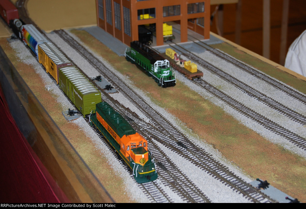 BNSF 6744 & 6770