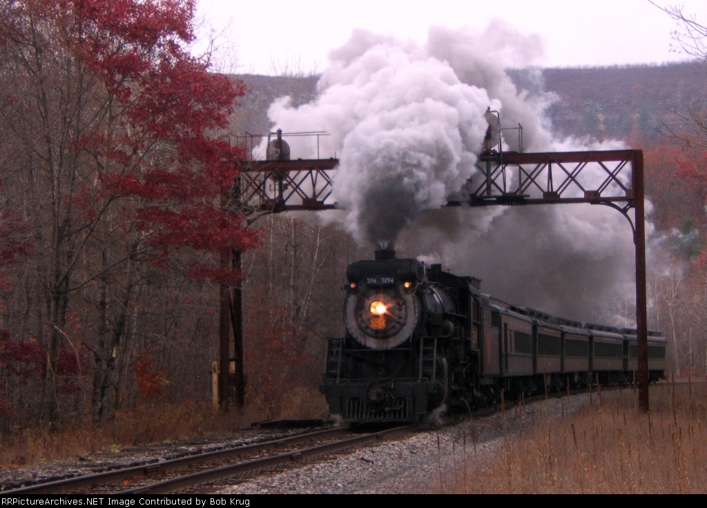 CN 3254 on the high iron of the old DL&W mainline